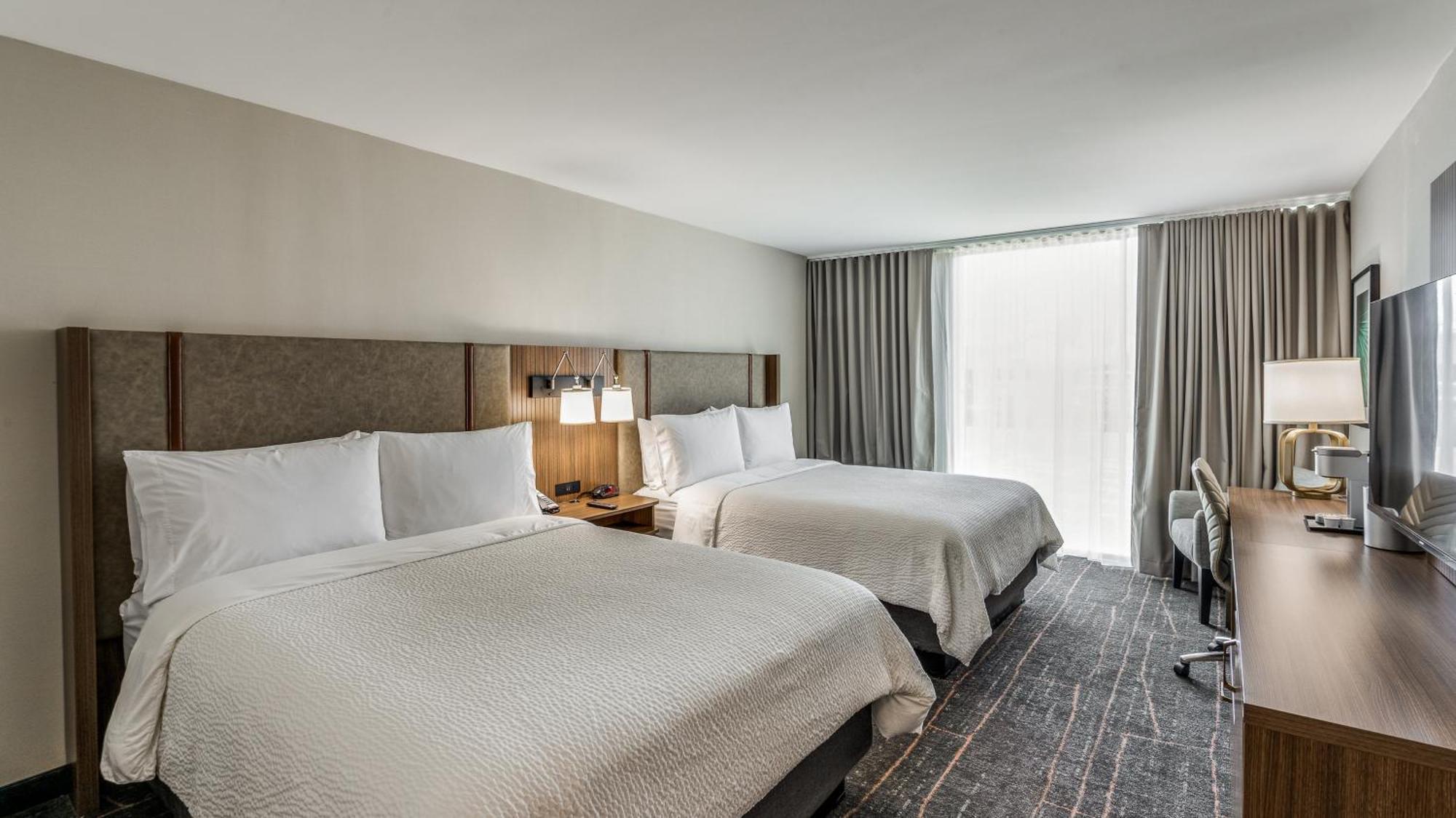 Holiday Inn Dallas Market Ctr Love Field By Ihg Exterior photo